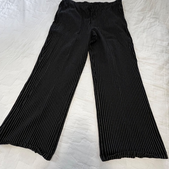 LA Blues Black Pinstripe Women's Boot Cut PullOn Elastic Waist Jeans Women 22-24 - Picture 2 of 6